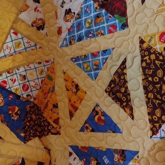 Toddler or lap quilt 51x65 - Picture 2 of 4